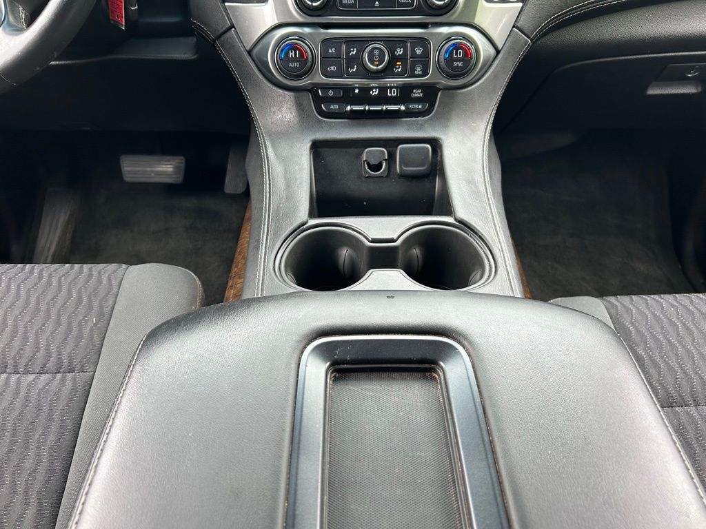 2015 Chevrolet Suburban LS 15