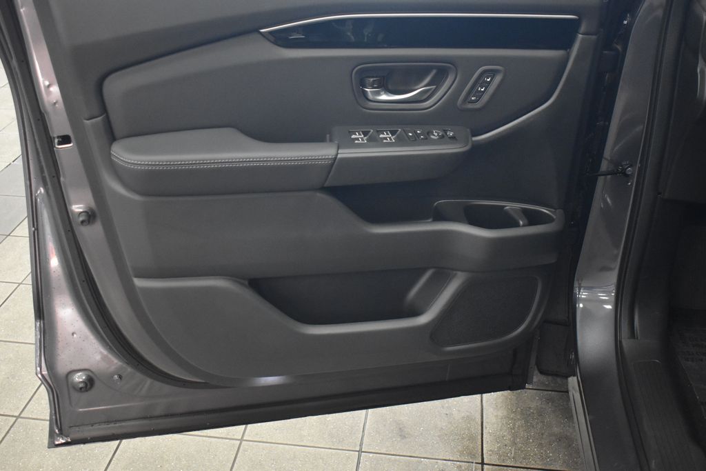 Thumbnail: 2025 Honda Pilot - 9