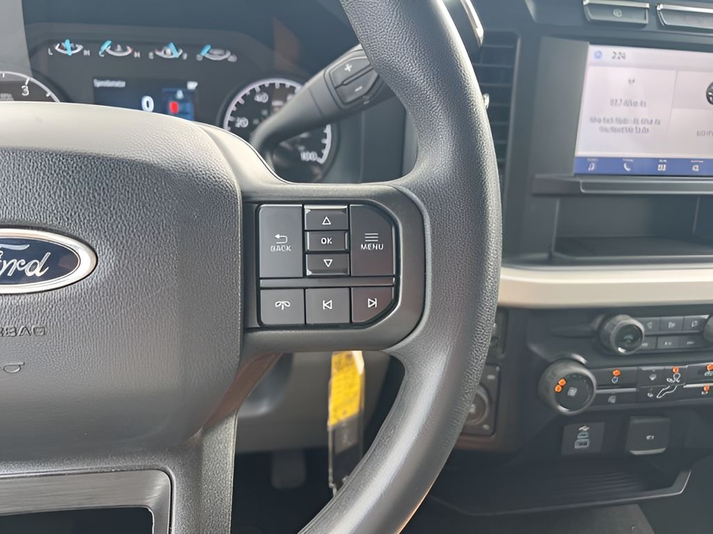 2024 Ford F-250 photo 27