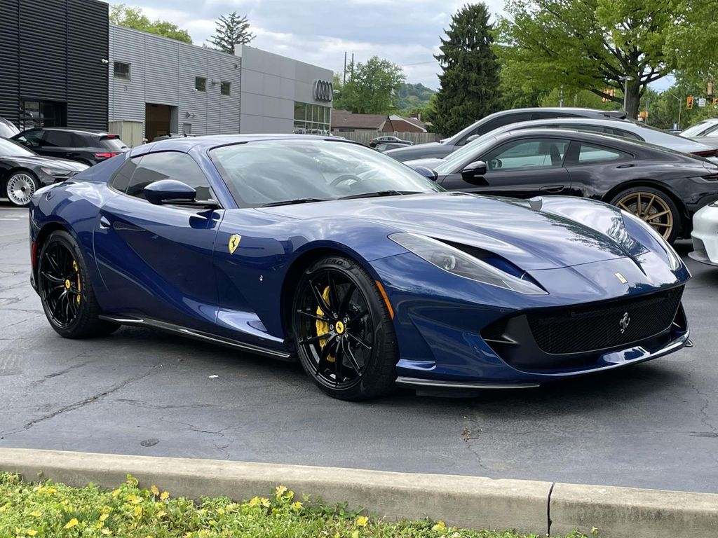 2022 Ferrari 812 GTS - 8