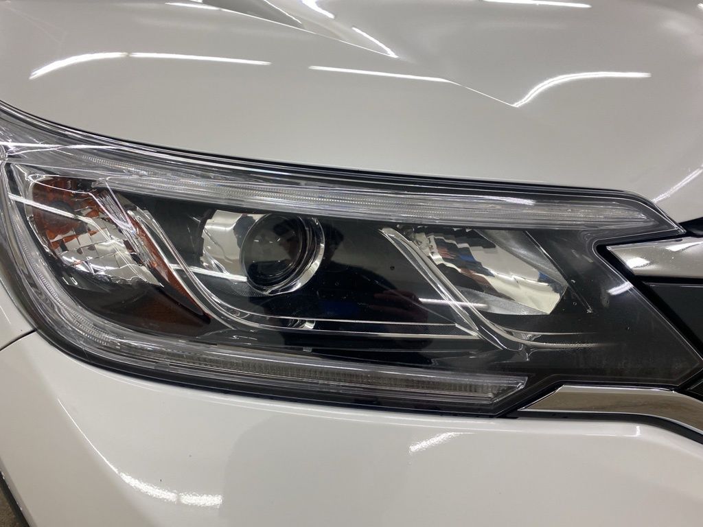 2016 Honda CR-V Touring photo