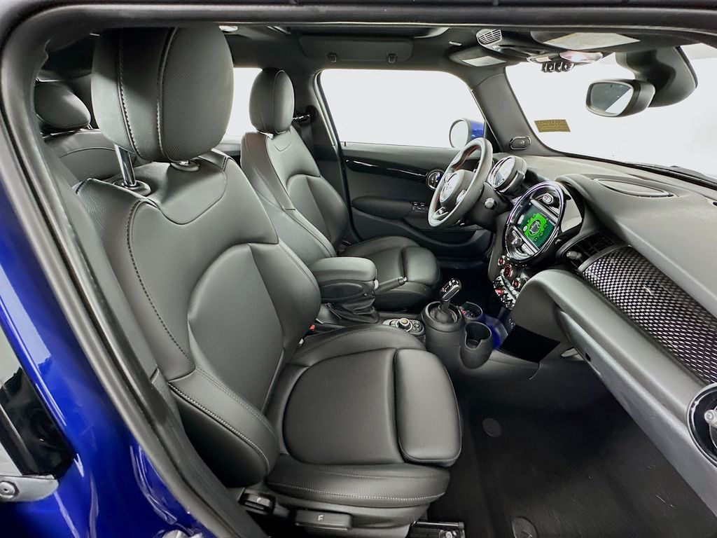 Thumbnail: 2020 MINI Cooper - 28