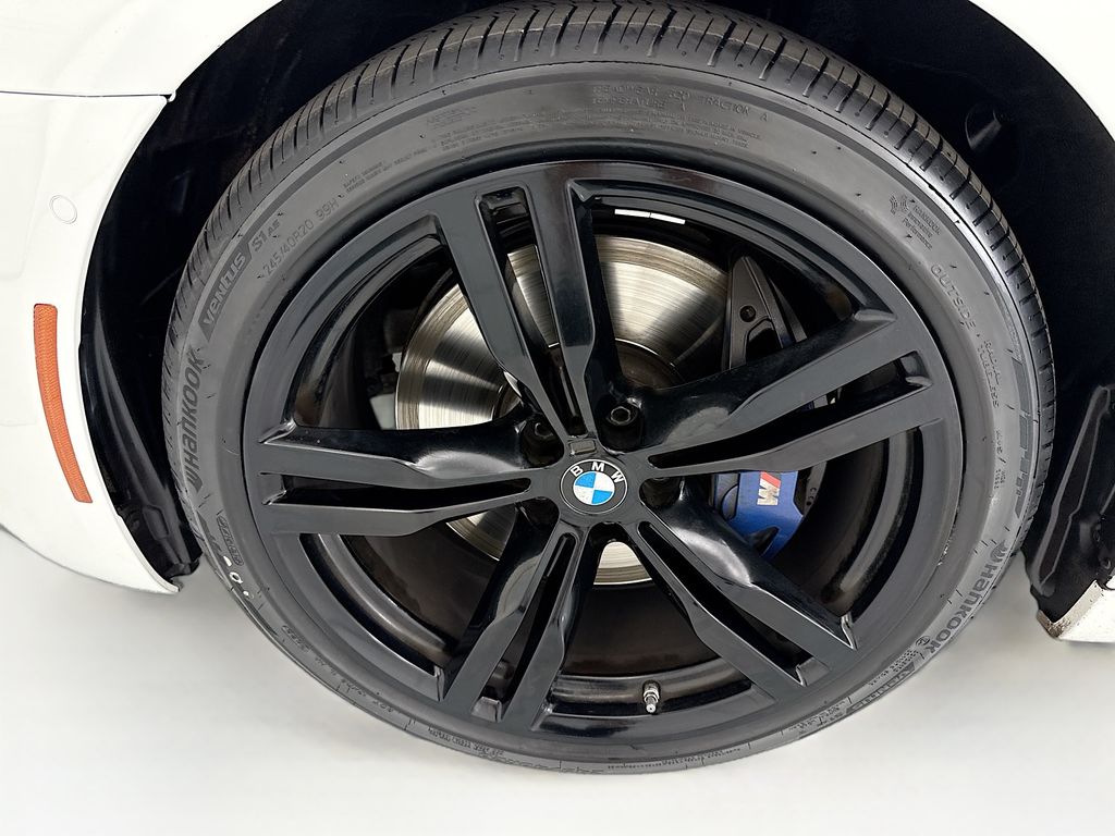Thumbnail: 2018 BMW 7 Series - 29