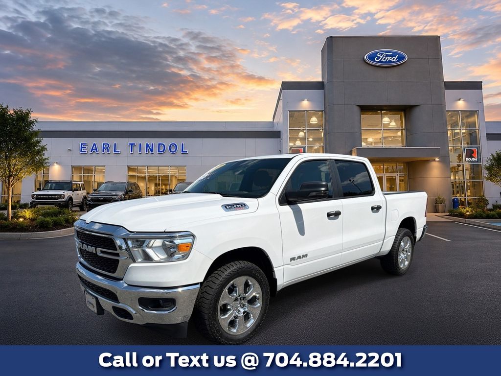Bright White Clearcoat 2023 RAM 1500 Pickup Truck Four-Wheel Drive 8-Speed Automatic
