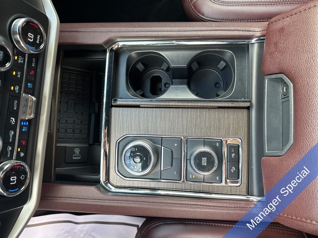 2022 Ford Expedition Max Limited photo