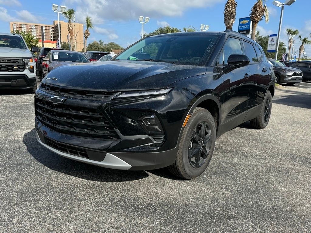 2025 Chevrolet Blazer LT 4