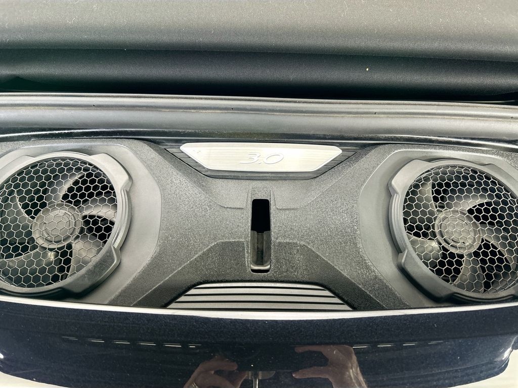 Thumbnail: 2020 Porsche 911 - 25