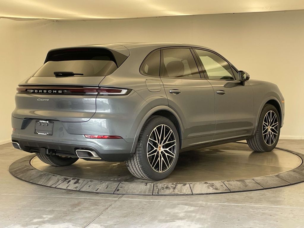 2026 Porsche Cayenne Base - 6