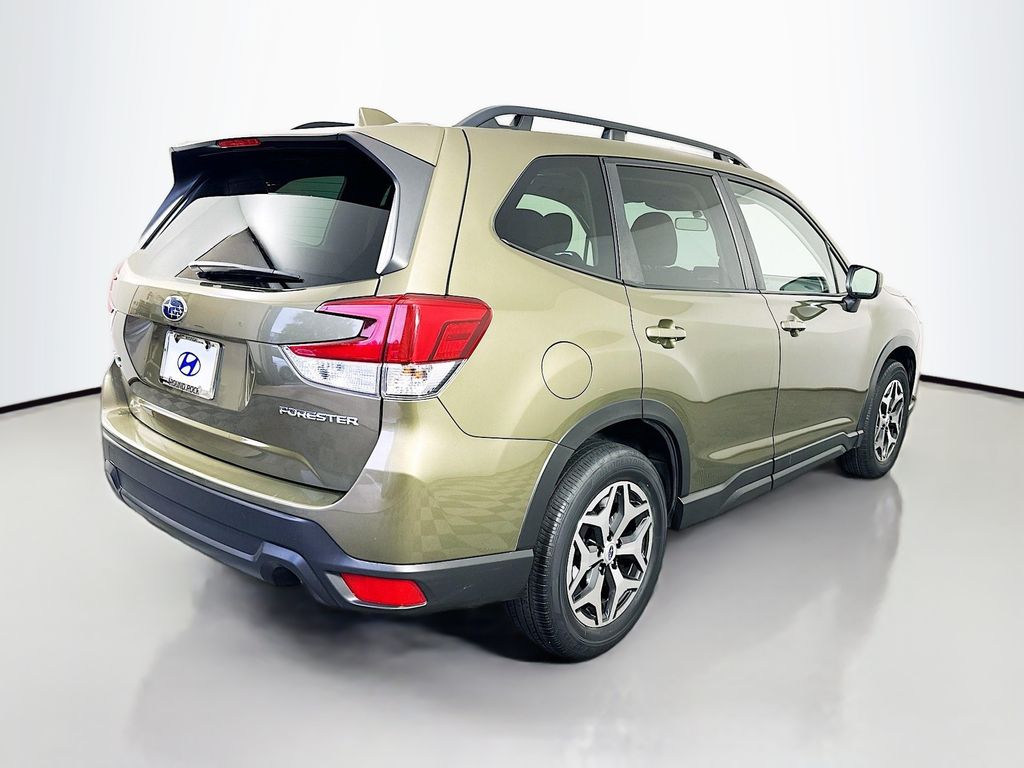 Thumbnail: 2022 Subaru Forester - 5