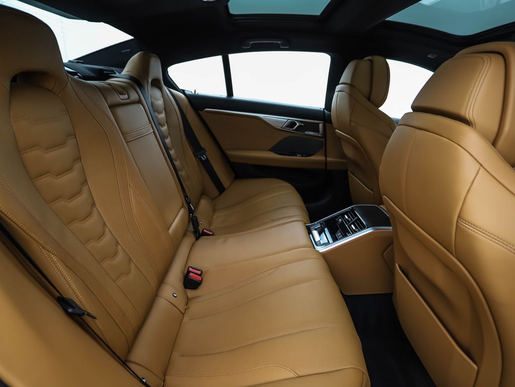 Thumbnail: 2023 BMW 8 Series - 26