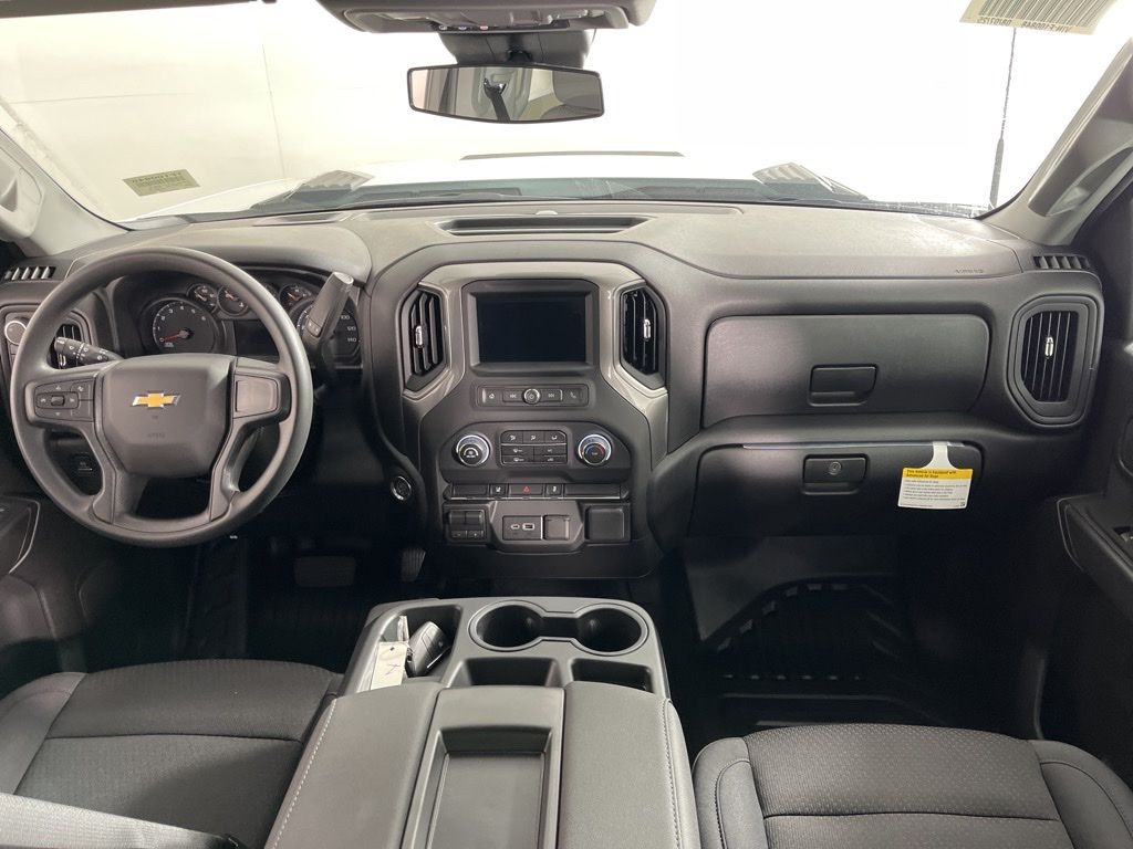 Thumbnail: 2026 Chevrolet Silverado 2500 - 16