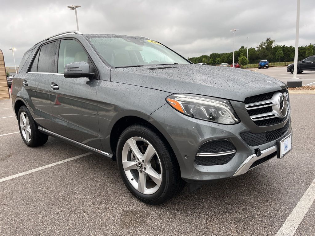 Thumbnail: 2018 Mercedes-Benz GLE - 3