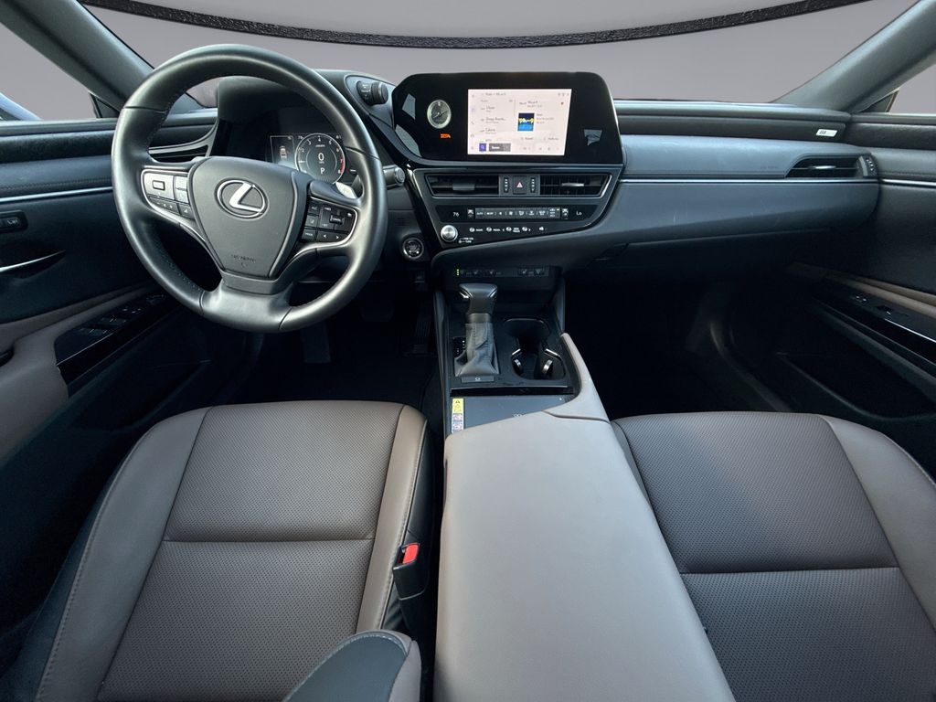 Thumbnail: 2025 Lexus ES - 19