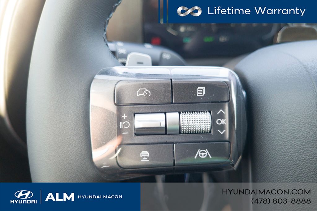 New 2026 Black Hyundai Blue SEL Premium 7P image 29