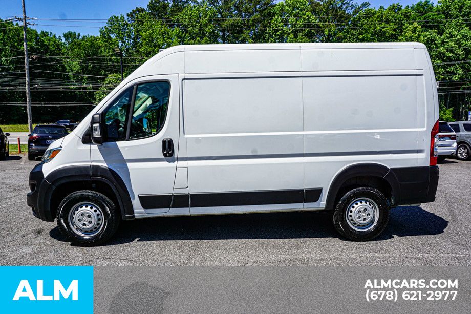 Used 2025 White Ram High Roof image 7