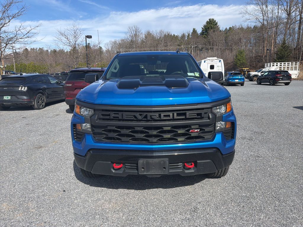 View vehicle photo 2