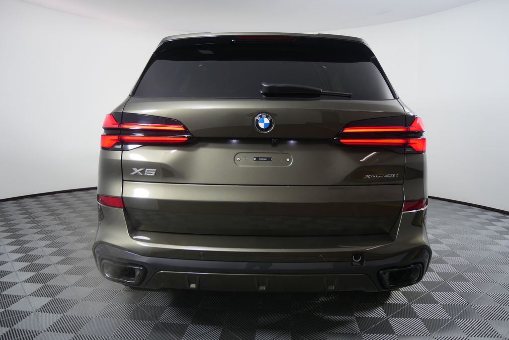 Thumbnail: 2026 BMW X5 - 4