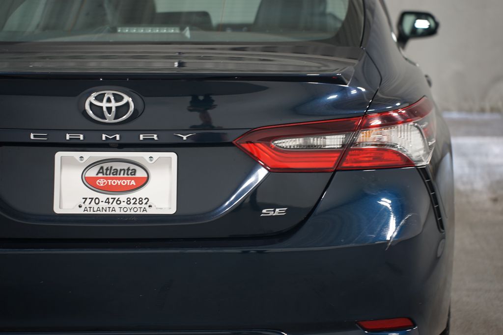 2021 Toyota Camry SE 10