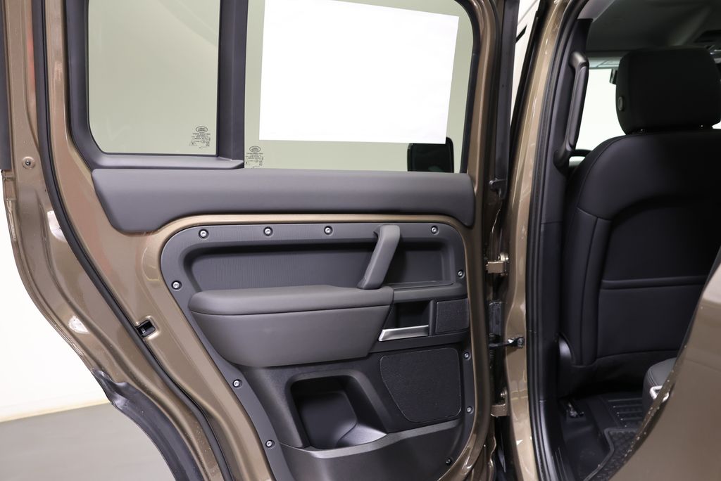 Thumbnail: 2026 Land Rover Defender - 32
