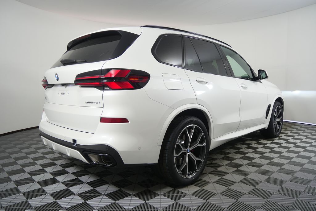 Thumbnail: 2026 BMW X5 - 3