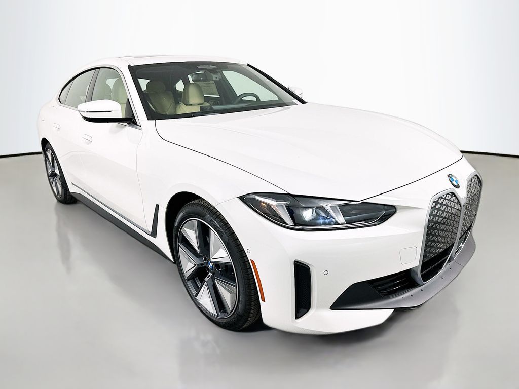 Thumbnail: 2026 BMW i4 - 3