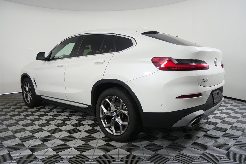 Thumbnail: 2024 BMW X4 - 4
