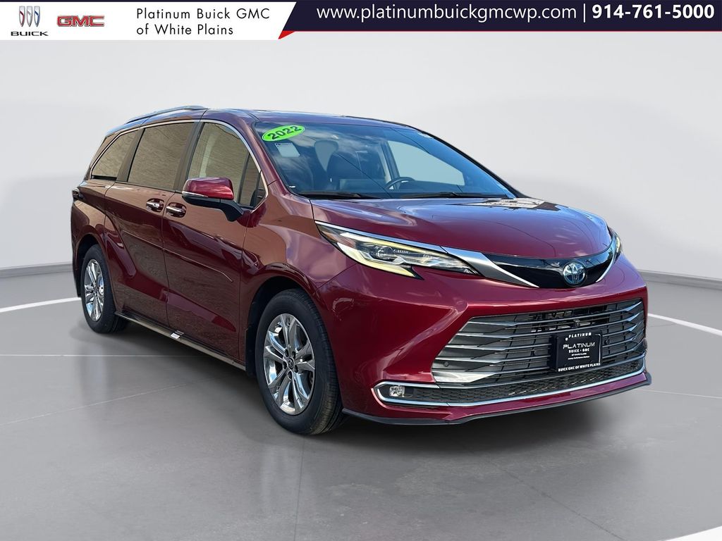 2022 Toyota Sienna Platinum 7-Passenger AWD