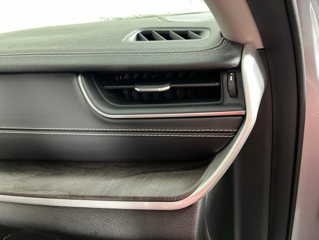 Thumbnail: 2021 Jeep Grand Cherokee L - 22