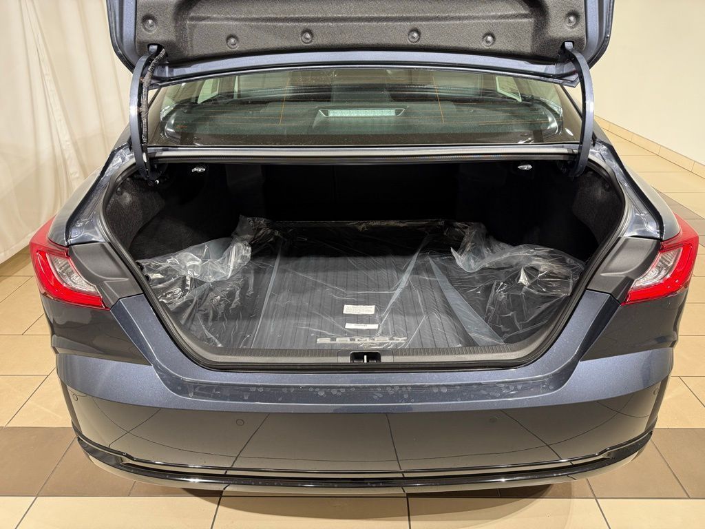 Thumbnail: 2026 Toyota Camry - 11