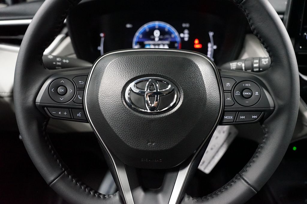 Thumbnail: 2026 Toyota Corolla Cross - 12