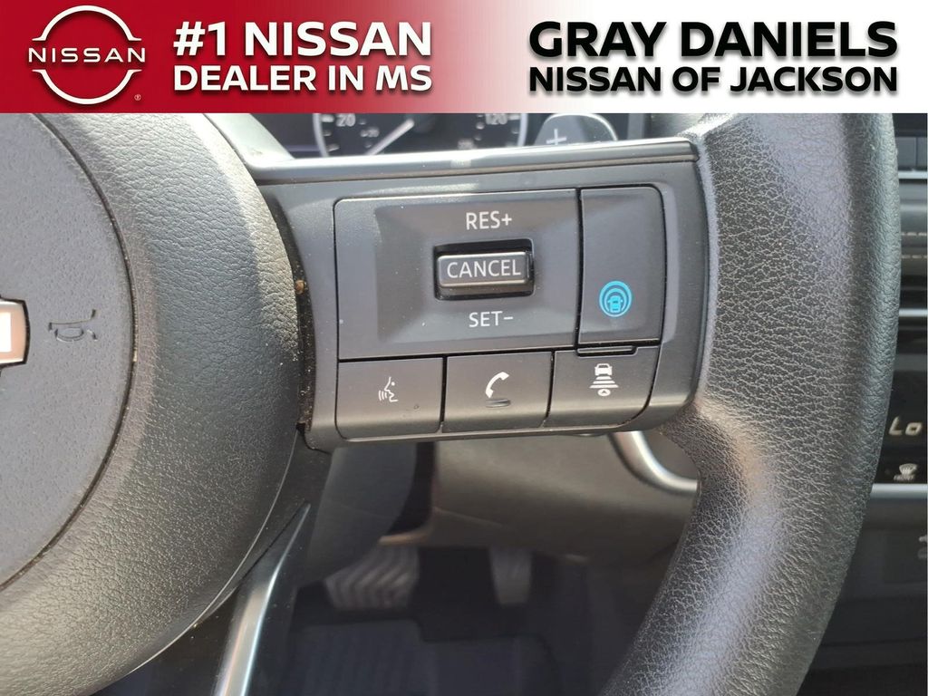 Used 2024 Nissan Rogue SUV
