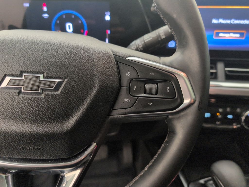 Certified Used 2025 Gray Chevrolet ACTIV image 37