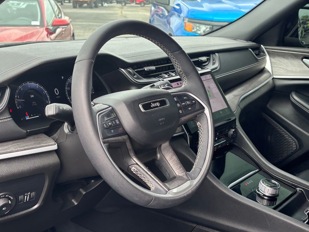 Used Car 2024 Jeep Grand Cherokee L  Limited For Sale Under $35,000 In Austin, Texas