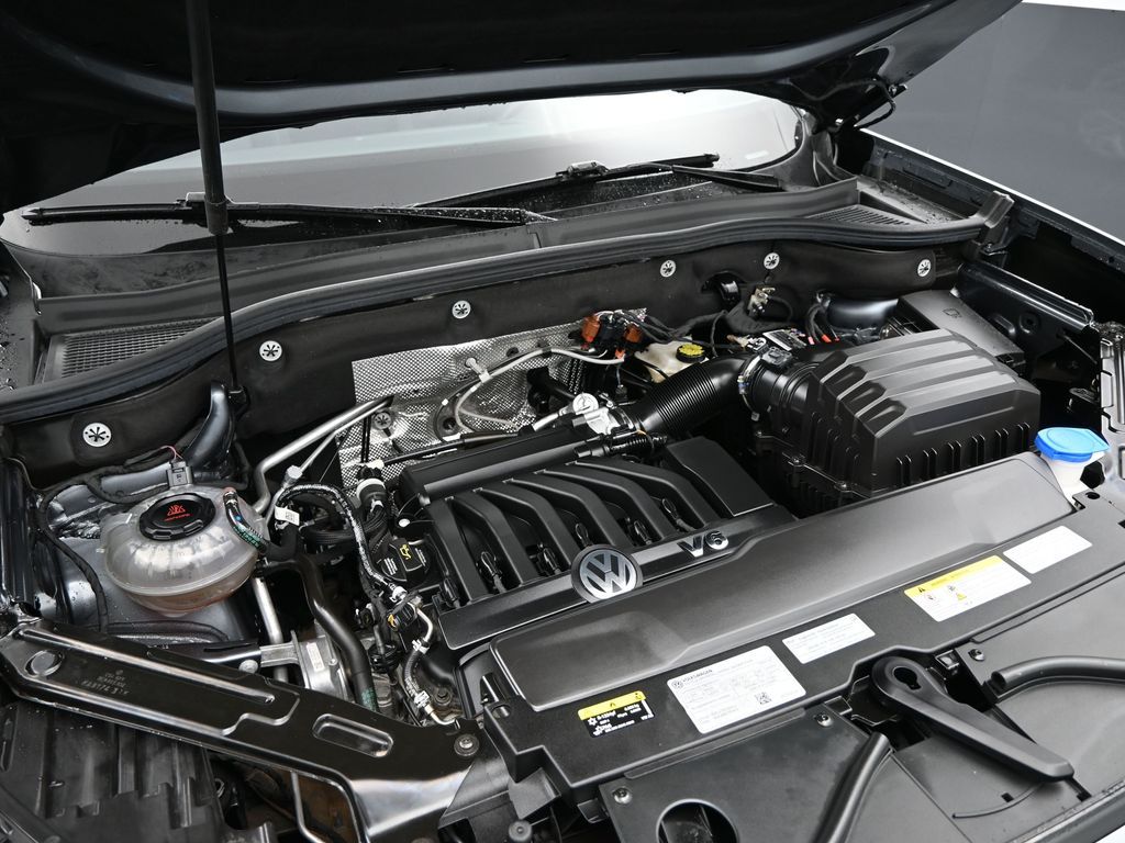 2022 Volkswagen Atlas Cross Sport 3.6L V6 SE w/Technology