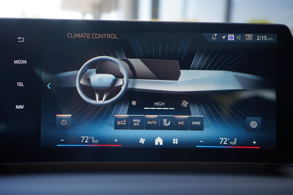 Thumbnail: 2026 BMW 2 Series - 17