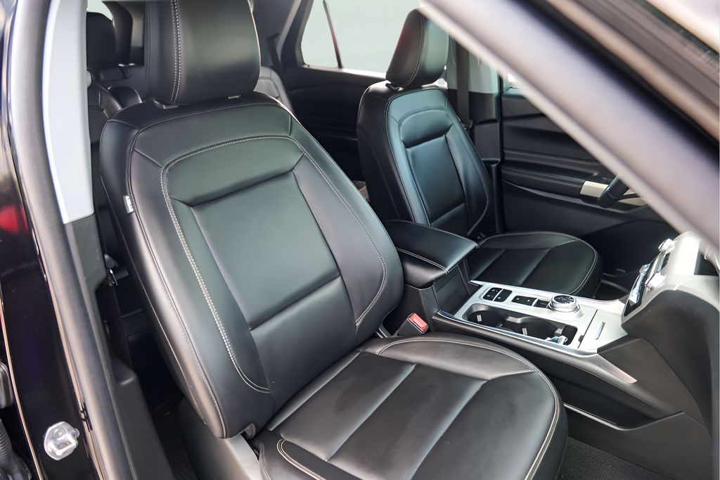 Used Car 2023 Ford Explorer  Xlt For Sale Under $30,000 In Austin, Texas