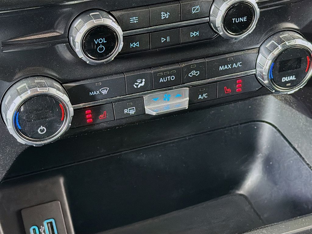 Used 2021 Gray Ford XLT image 37