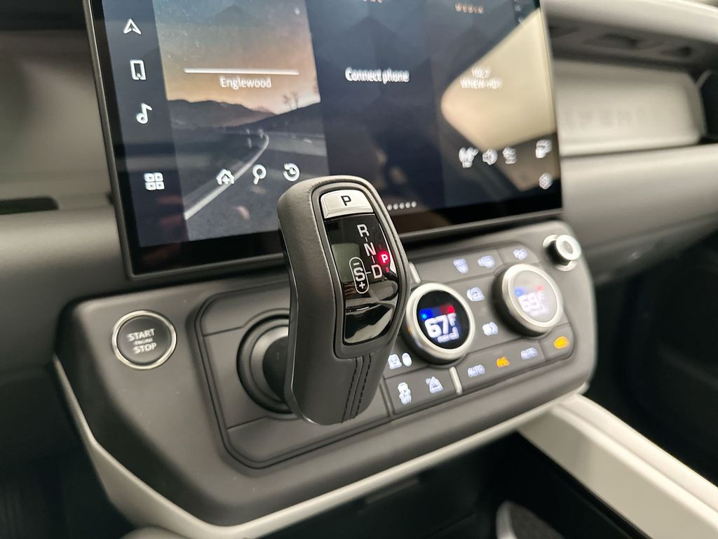 Thumbnail: 2026 Land Rover Defender - 12