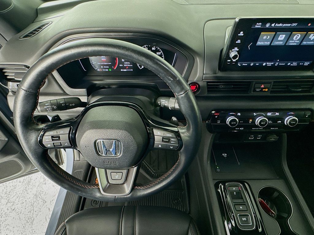 Used Car 2023 Honda Pilot  Trailsport For Sale Under $40,000 In Austin, Texas