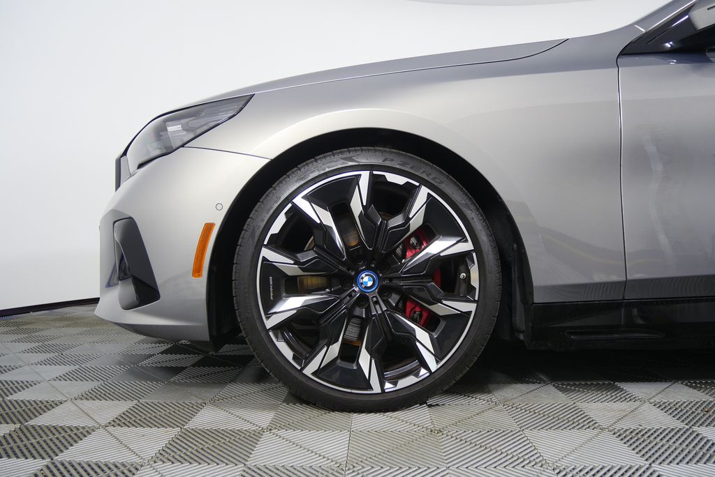 Thumbnail: 2024 BMW i5 - 7