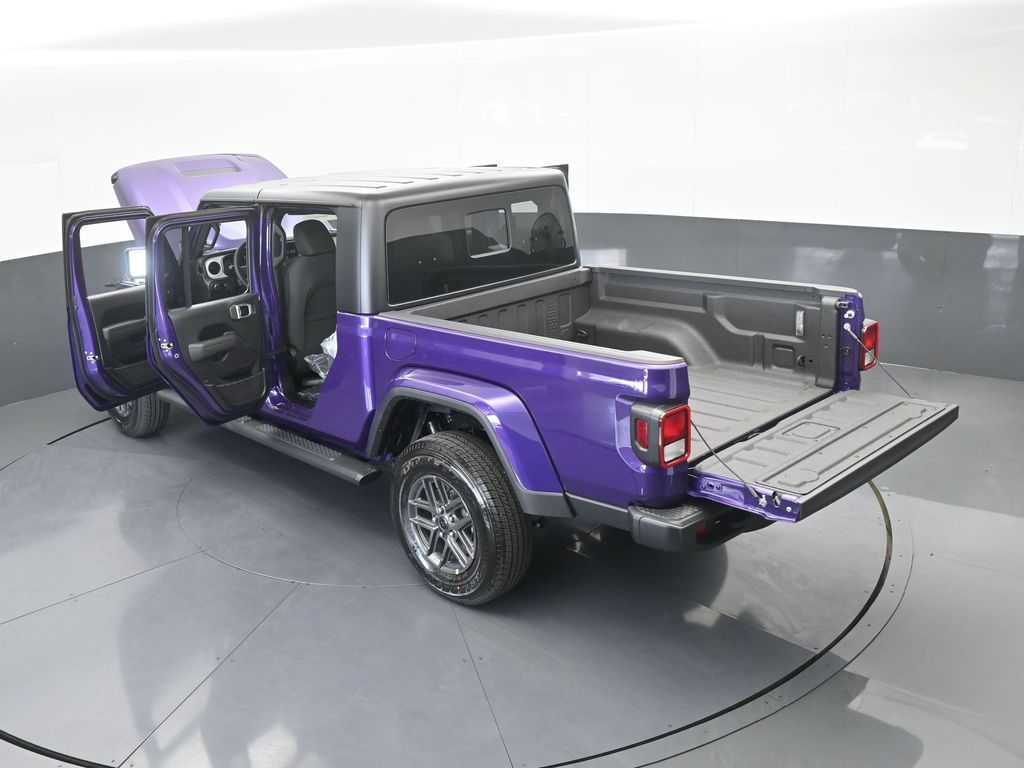 New 2026 reign Jeep Sport S image 58