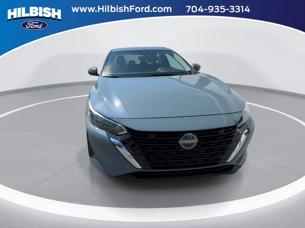 Used 2025 Atlantic Gray M Nissan SV image 3