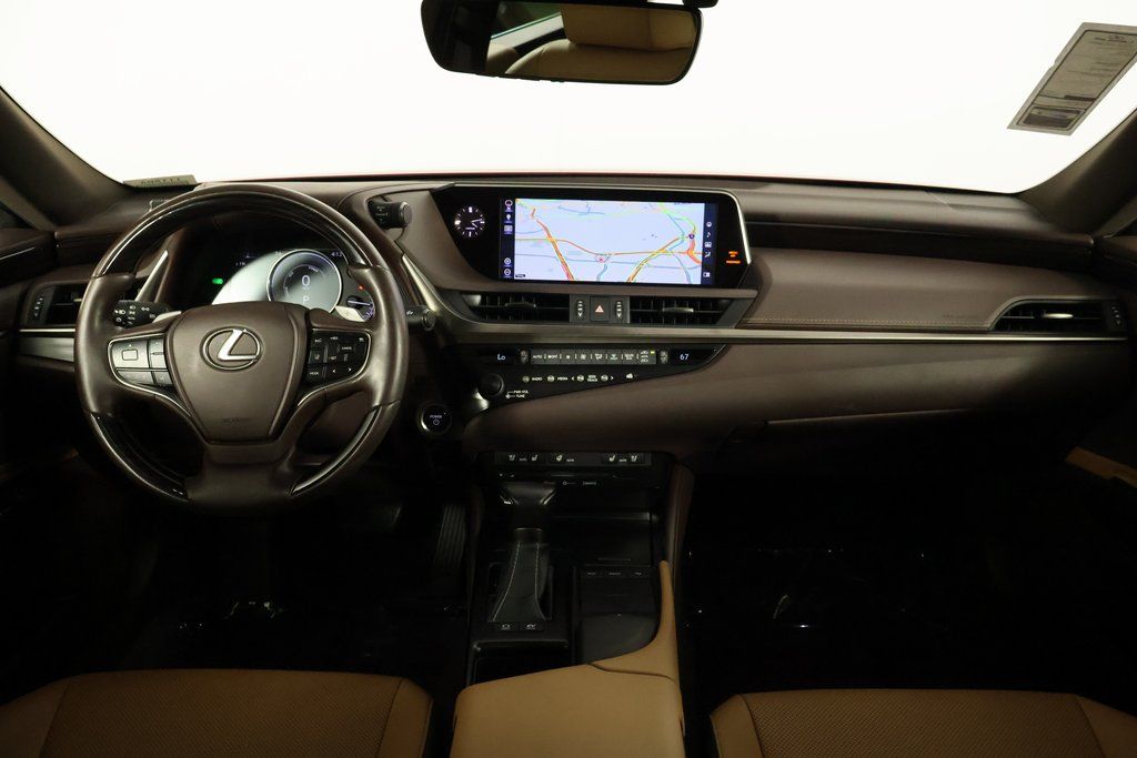 Thumbnail: 2019 Lexus ES - 8