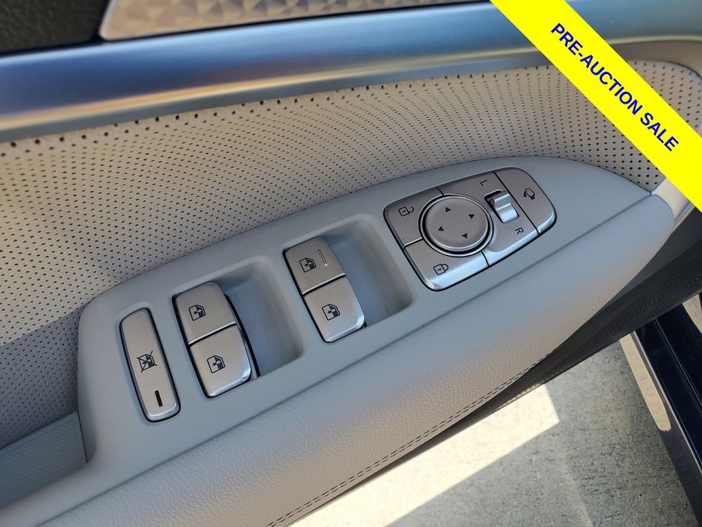 Used 2023 Genesis G70 Sedan