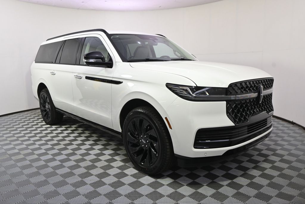 New 2026 White Lincoln Reserve image 8