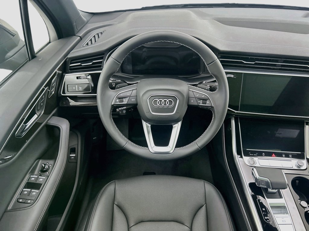 Thumbnail: 2026 Audi Q7 - 10