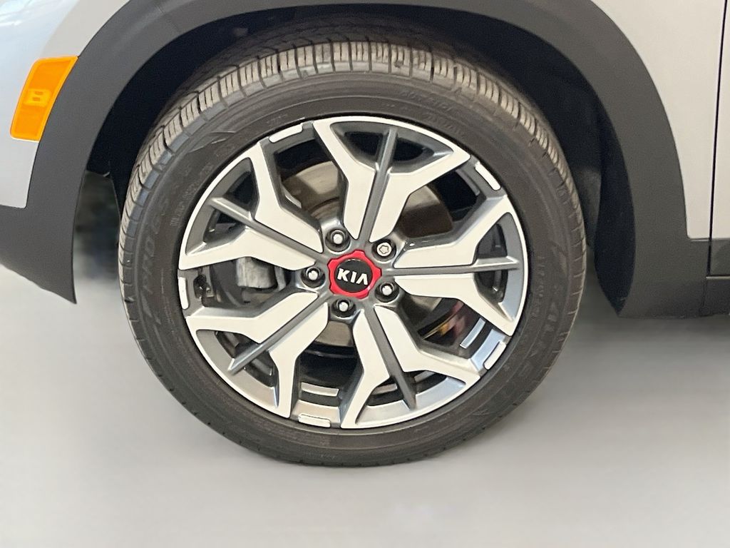 Used 2021 Steel Gray Kia SX image 33