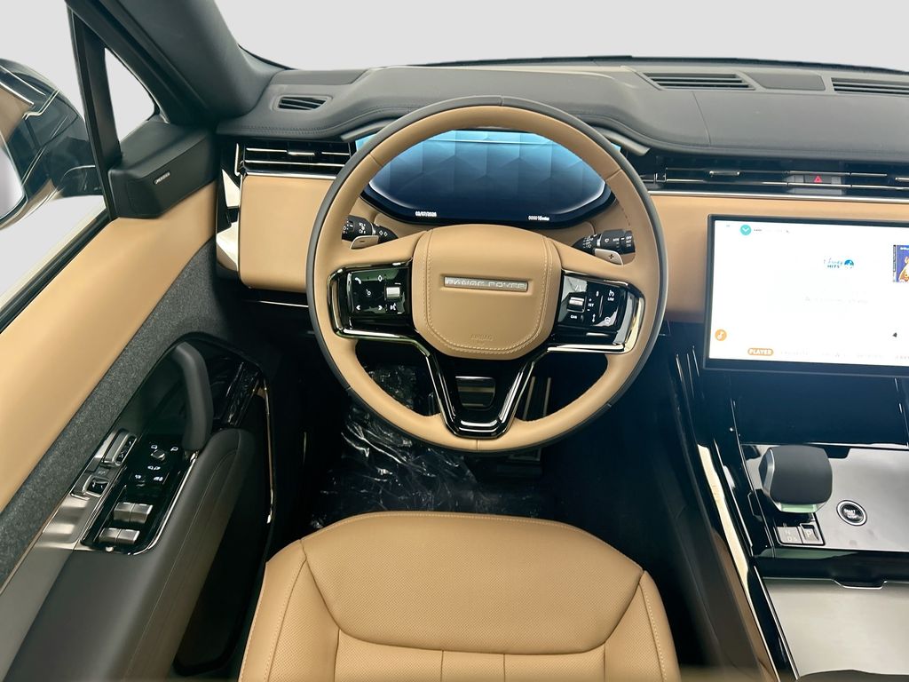 Thumbnail: 2026 Land Rover Range Rover Sport - 10