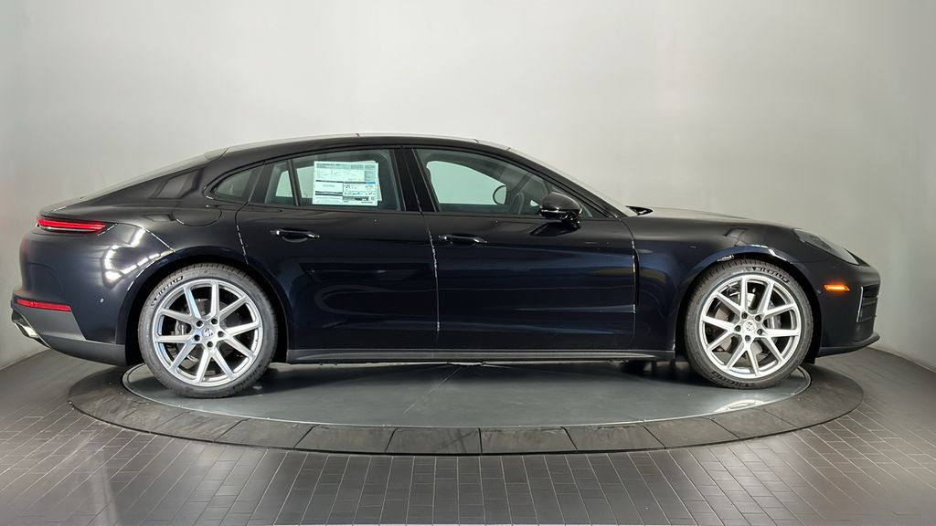 Thumbnail: 2025 Porsche Panamera - 8