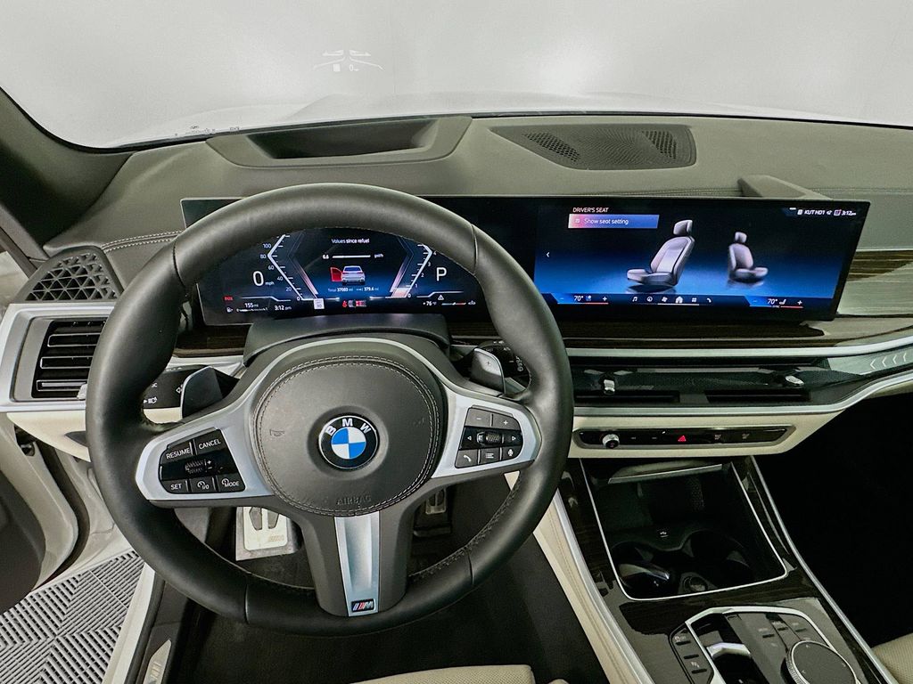 Thumbnail: 2024 BMW X5 - 11